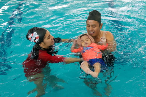 Temperatura para natación de bebés